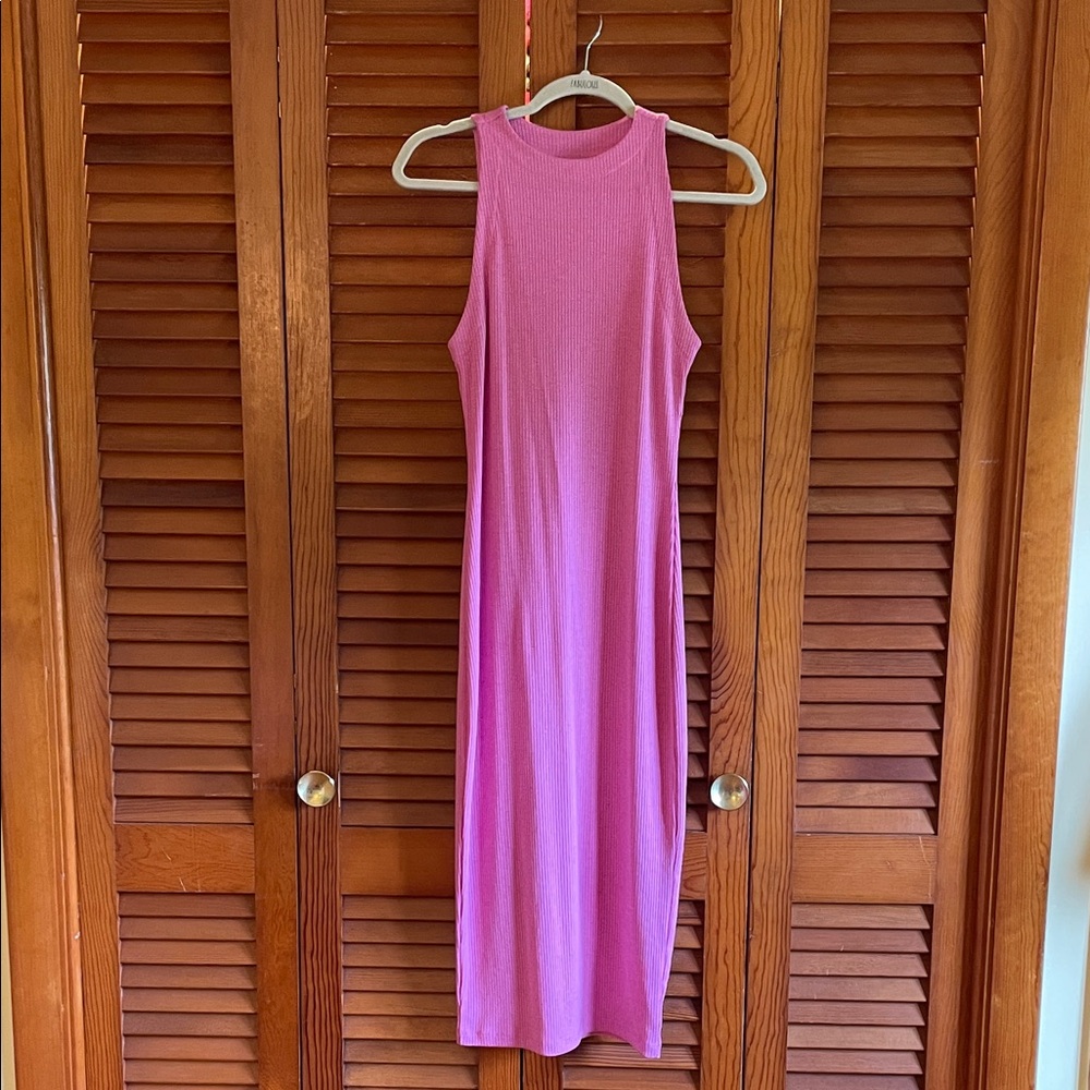 Vici Ribbed Midi Dress